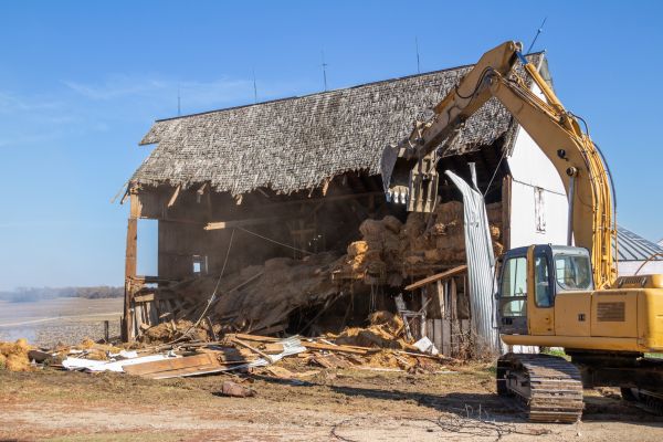 Barn Demolition in Glen Allen
